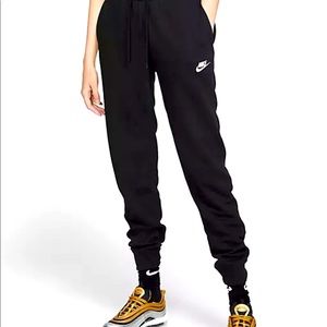 Black nike sweatpants size medium